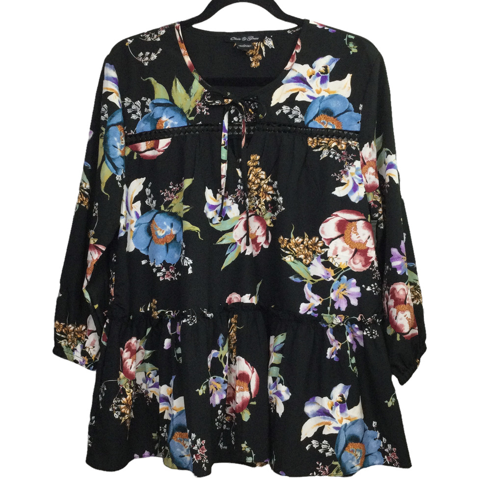 Olivia & Grace Black Floral Keyhole Eyelet Ruffled 3/4 Elastic Sleeve Top Large